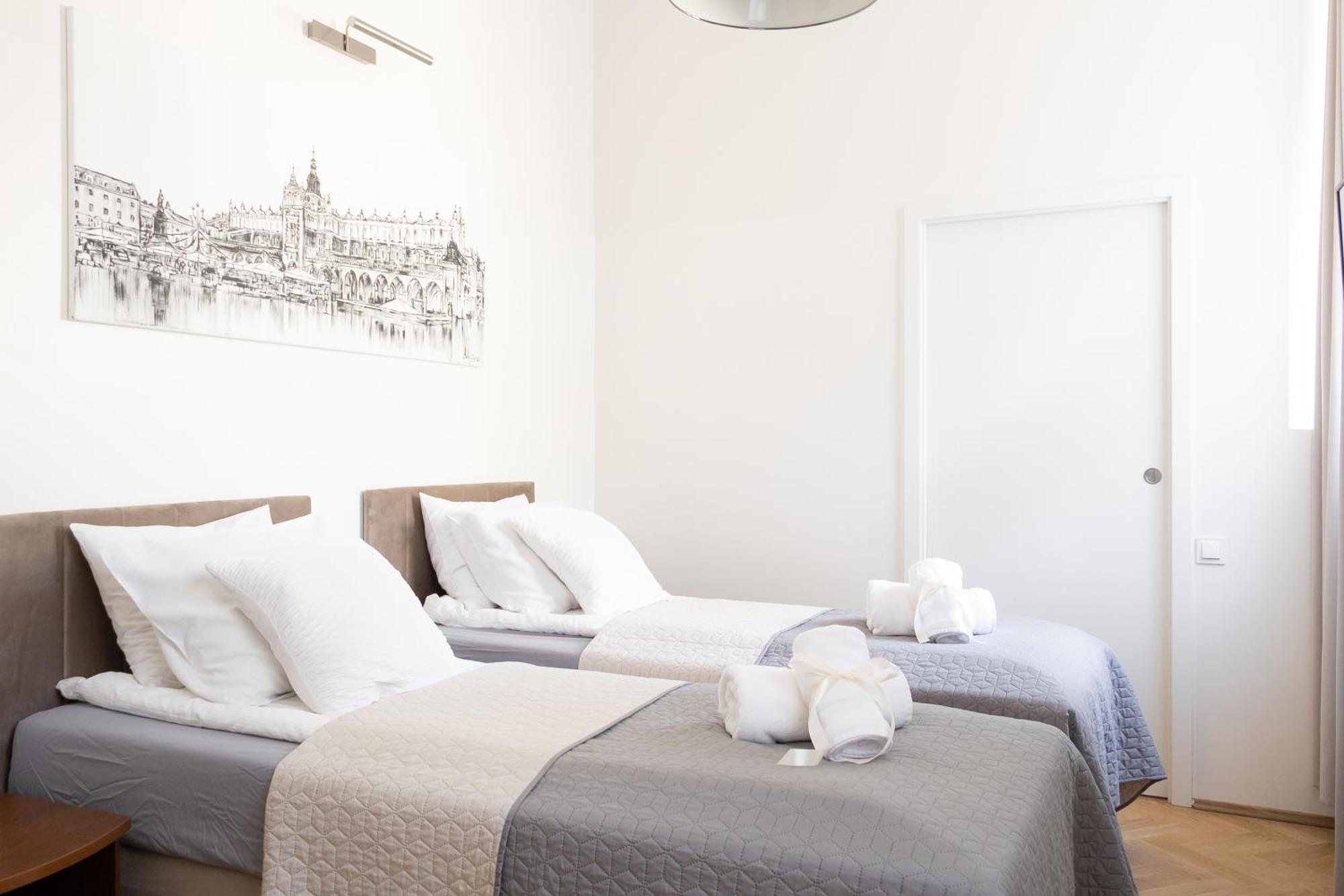 Apartament Apartments Roman